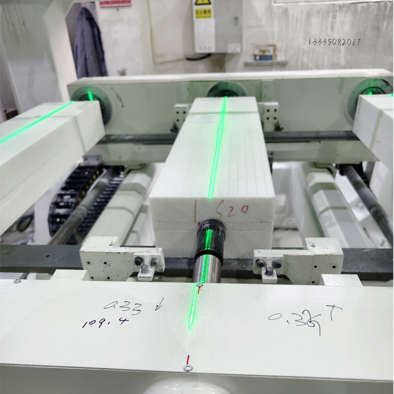 1734593942100667.jpg 五轴加工中心161-790.jpg