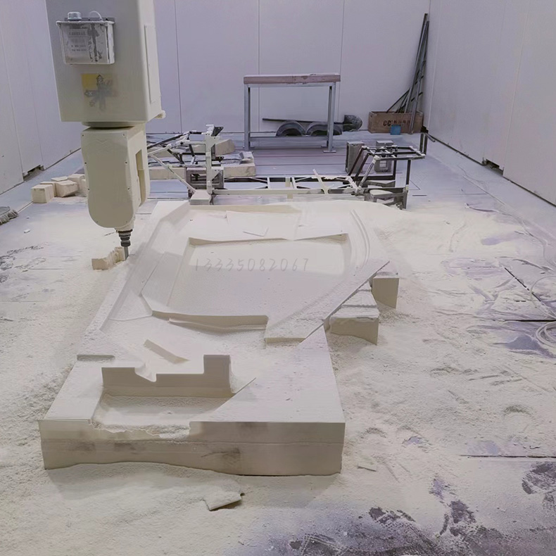 1756362862185639.jpg 五轴加工中心111-790.jpg