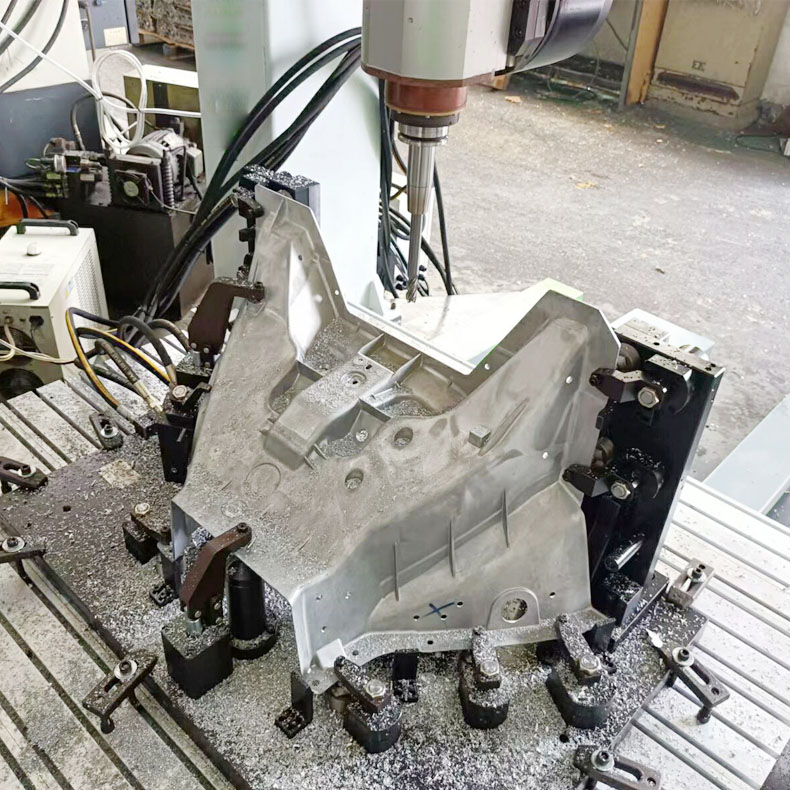 1767929995121962.jpg 铝型材加工中心8.jpg